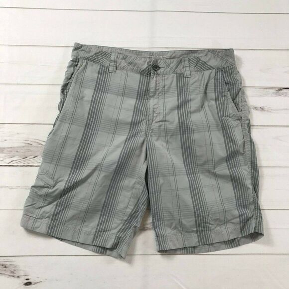 Columbia Mens Gray Comfort Omni Shade Sun Protected Plaid Chino Shorts Sz 36X11 - Picture 1 of 6